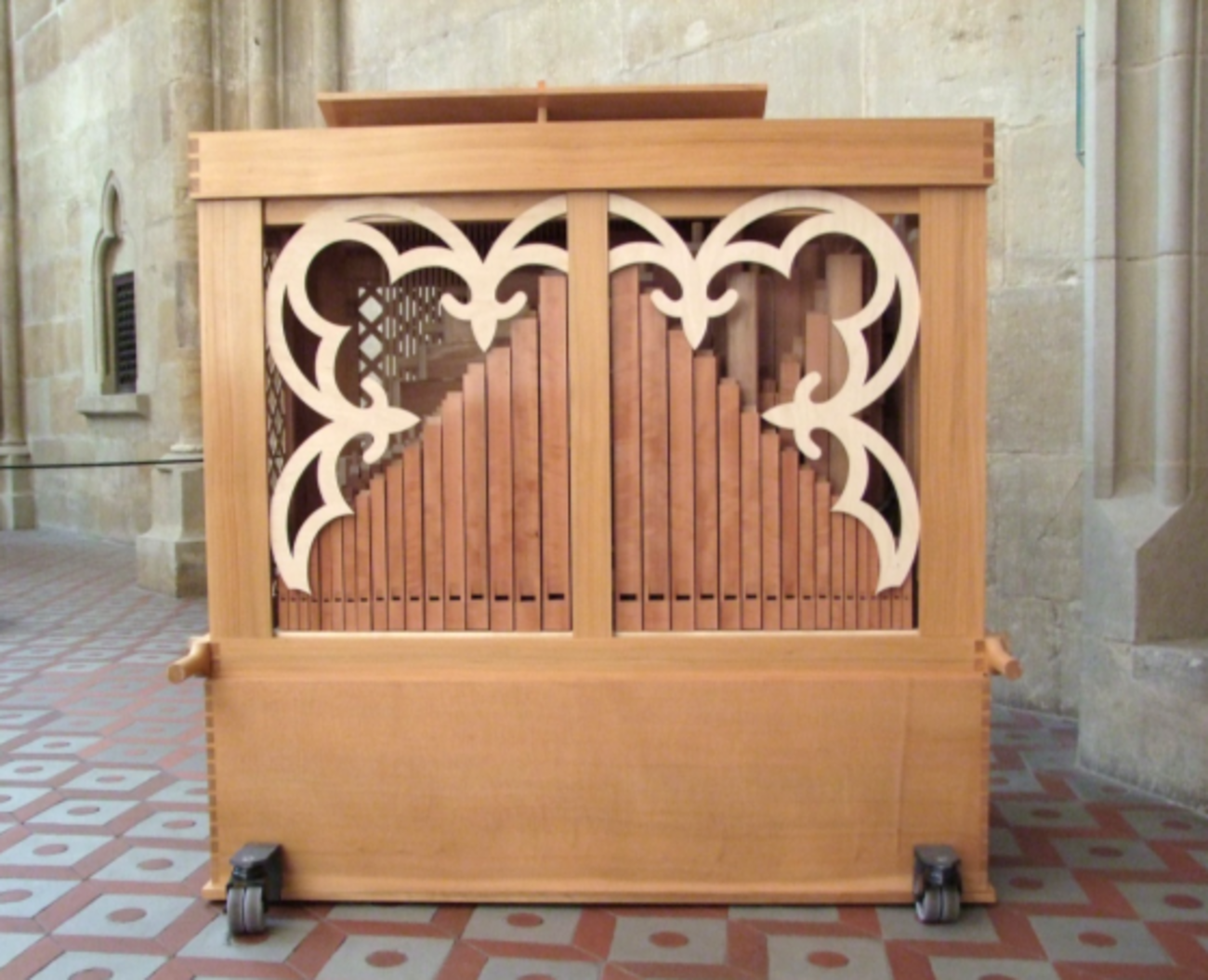 Truhenorgel von Orgelbaumeister Andreas Schiegnitz
